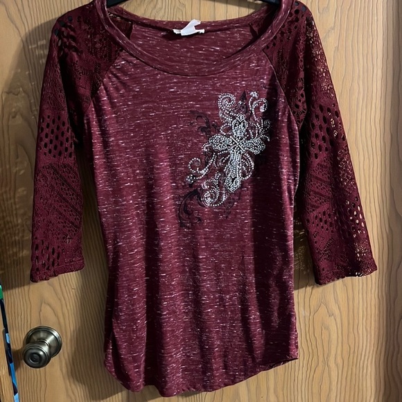 Angels & Diamonds 3/4 Sleeve Top - Picture 4 of 7